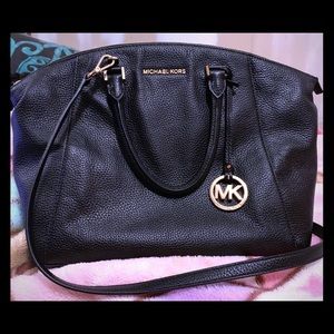 Michael Kors Purse (Black)